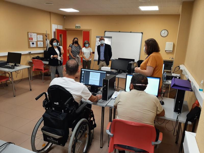 María Rivas valora en Bergondo el apoyo del Gobierno a las personas con discapacidad, con 138.000€ destinados a mejorar el Centro de Promoción de la Autonomía Personal