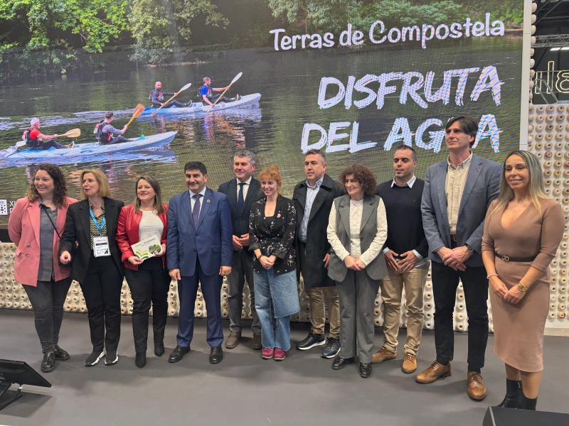 Pedro Blanco apoya en Fitur la presentación del nuevo producto turístico del Plan de Sostenibilidad Turística "Terras de Santiago"