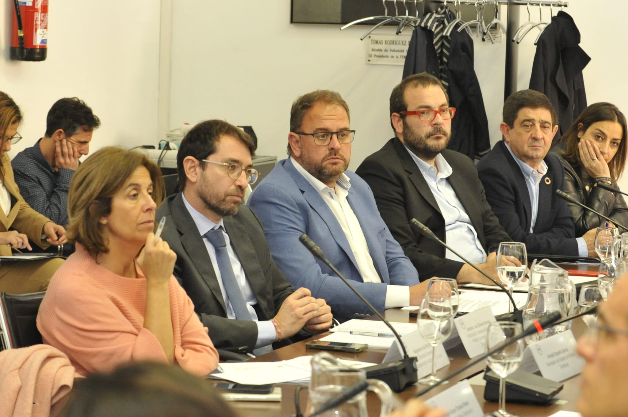 Ángel Víctor Torres se reúne con la junta de gobierno de la FEMP